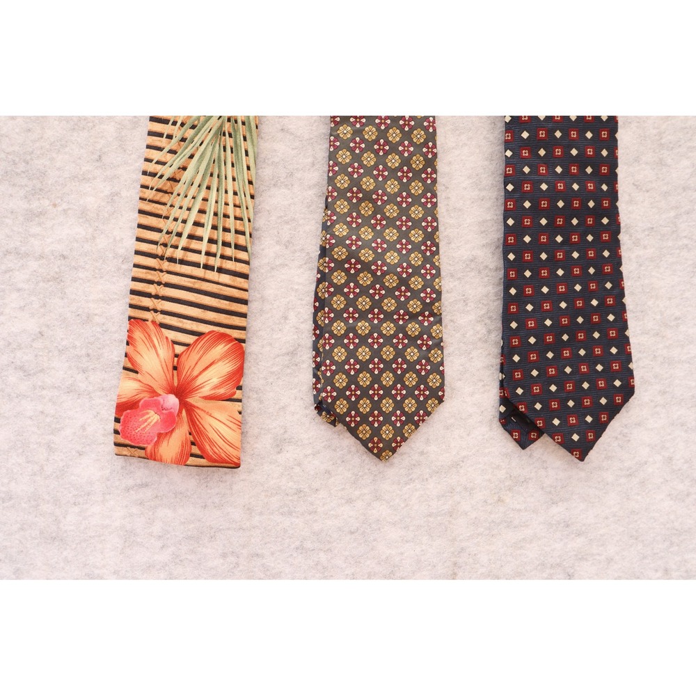 Lot of 3 Silk Ties Tommy Bahama Relax Lands End Floral Geometric Tropical Mens